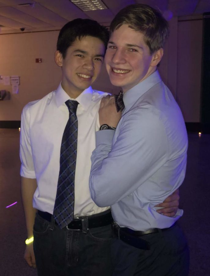 Colin Yeh asked for a picture with Joe Kaminetz. The duo danced the entire evening.
