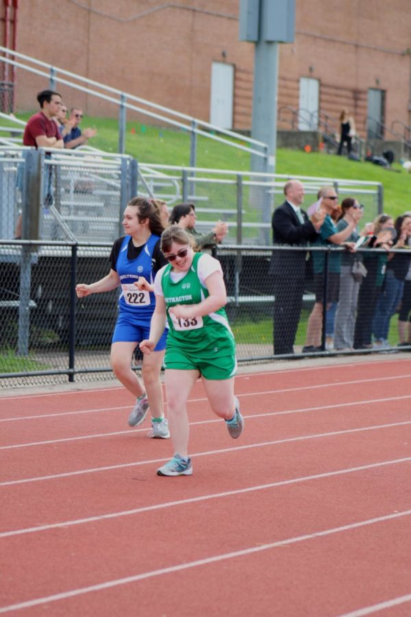 Senior Dana Meoli competed in the 100m dash. 
