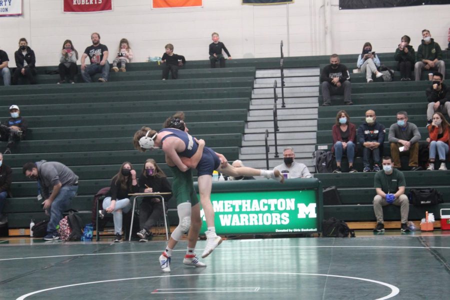 Ryan Hayes takes down Wissahickons Matt Labroli early in their matchup.  