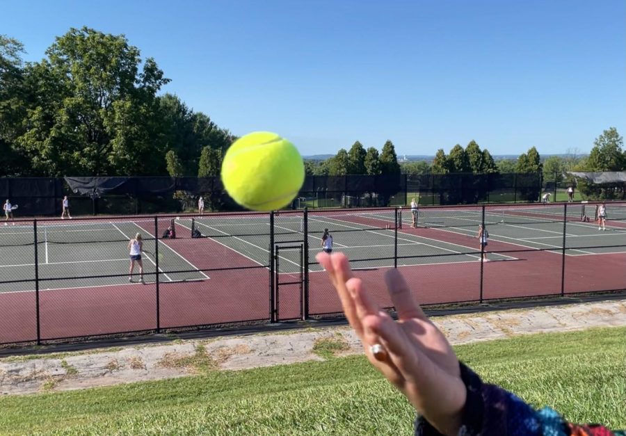 A view from the hill: tennis in action