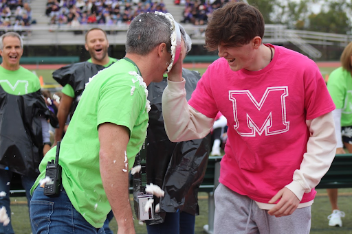 Collin ONeal pies Mr. Kistler